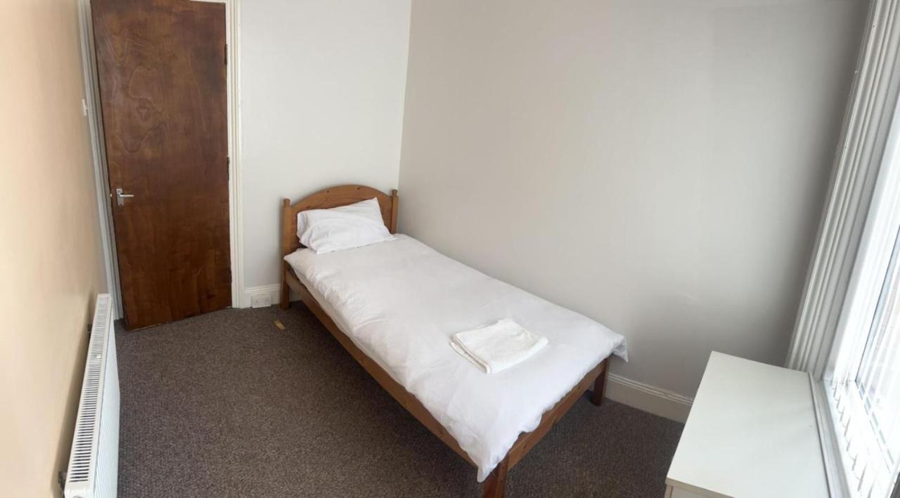 Arthurs Hill Newcastle, Free Parking Fully Equipped Kitchen 4 Bedrooms, Near City Centre Bagian luar foto