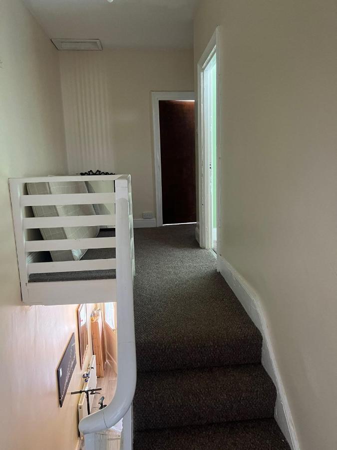 Arthurs Hill Newcastle, Free Parking Fully Equipped Kitchen 4 Bedrooms, Near City Centre Bagian luar foto