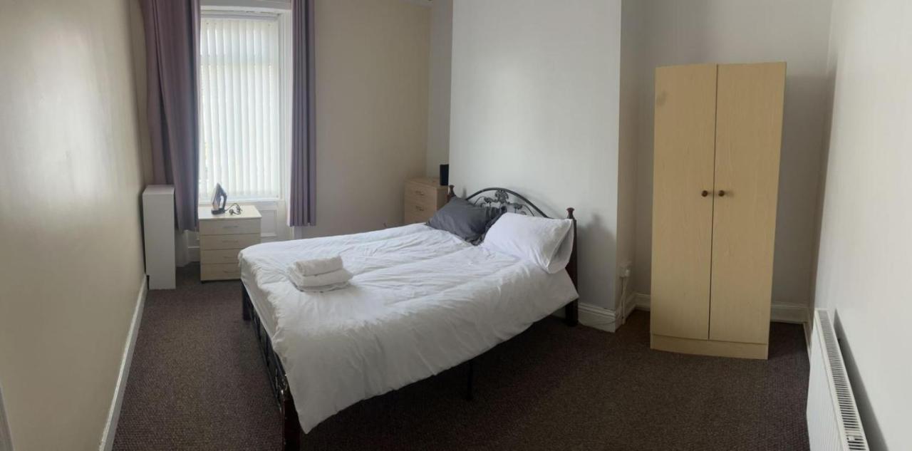 Arthurs Hill Newcastle, Free Parking Fully Equipped Kitchen 4 Bedrooms, Near City Centre Bagian luar foto