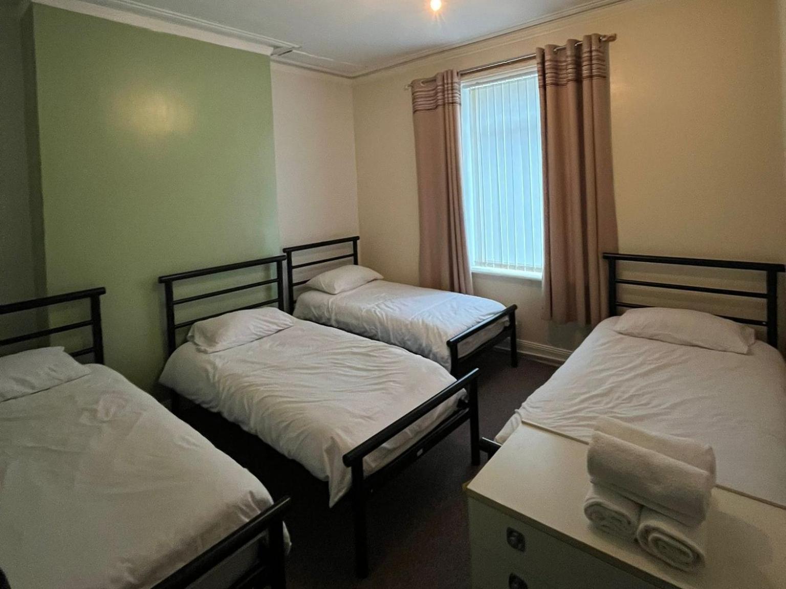 Arthurs Hill Newcastle, Free Parking Fully Equipped Kitchen 4 Bedrooms, Near City Centre Bagian luar foto