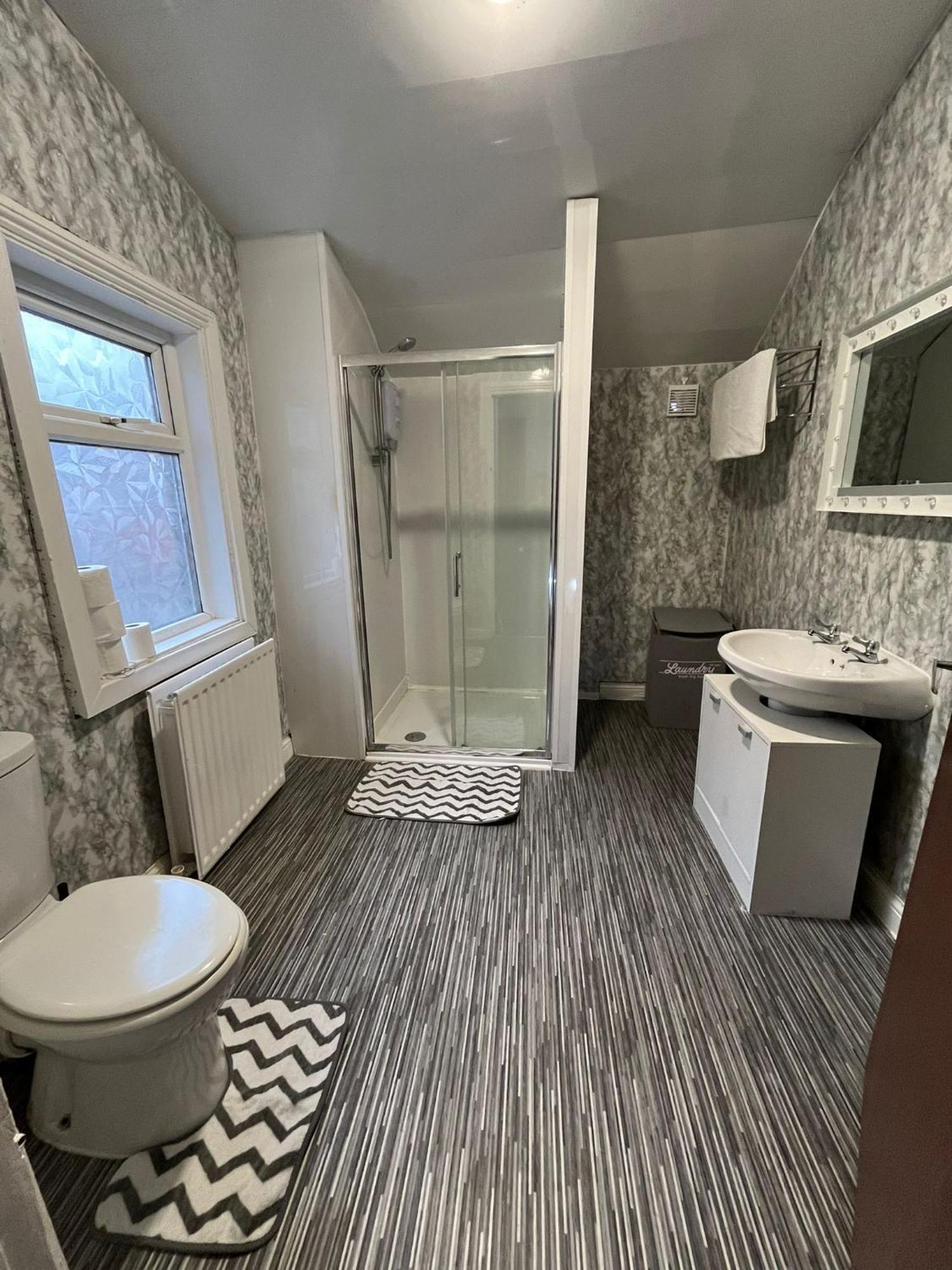 Arthurs Hill Newcastle, Free Parking Fully Equipped Kitchen 4 Bedrooms, Near City Centre Bagian luar foto